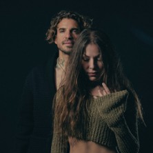 SAMY THIEBAULT & EMILIE ARIDON-KOCIOLEK / SOFI PAEZ